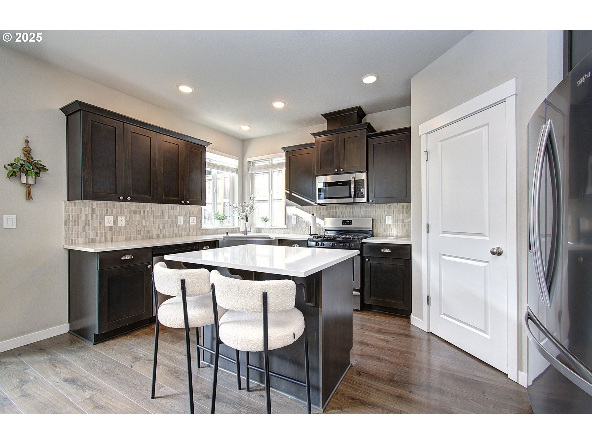 1709 Northeast 172nd Street Ridgefield, WA 98642 - Photo 8 of 27