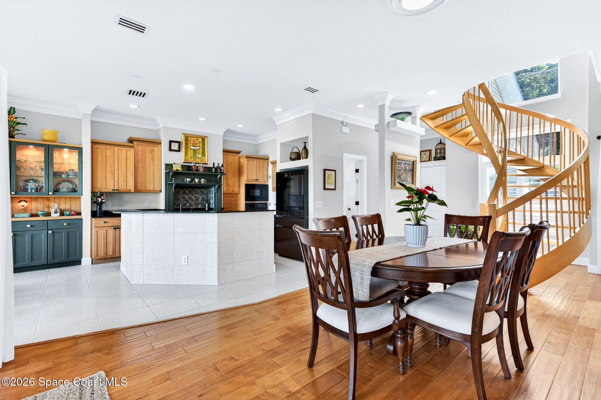 5930 Riverside Drive Melbourne Beach, FL 32951 - Photo 19 of 65 Dining Area w Kitchen view