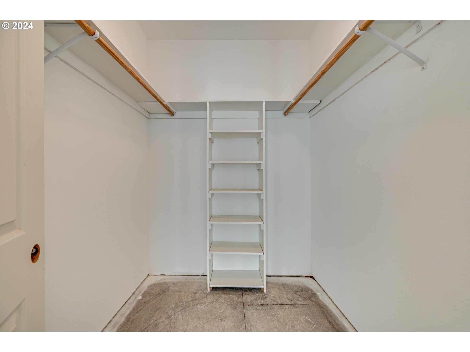 2825 Dike Road Woodland, WA 98674 - Photo 23 of 48 a view of an empty walk in closet