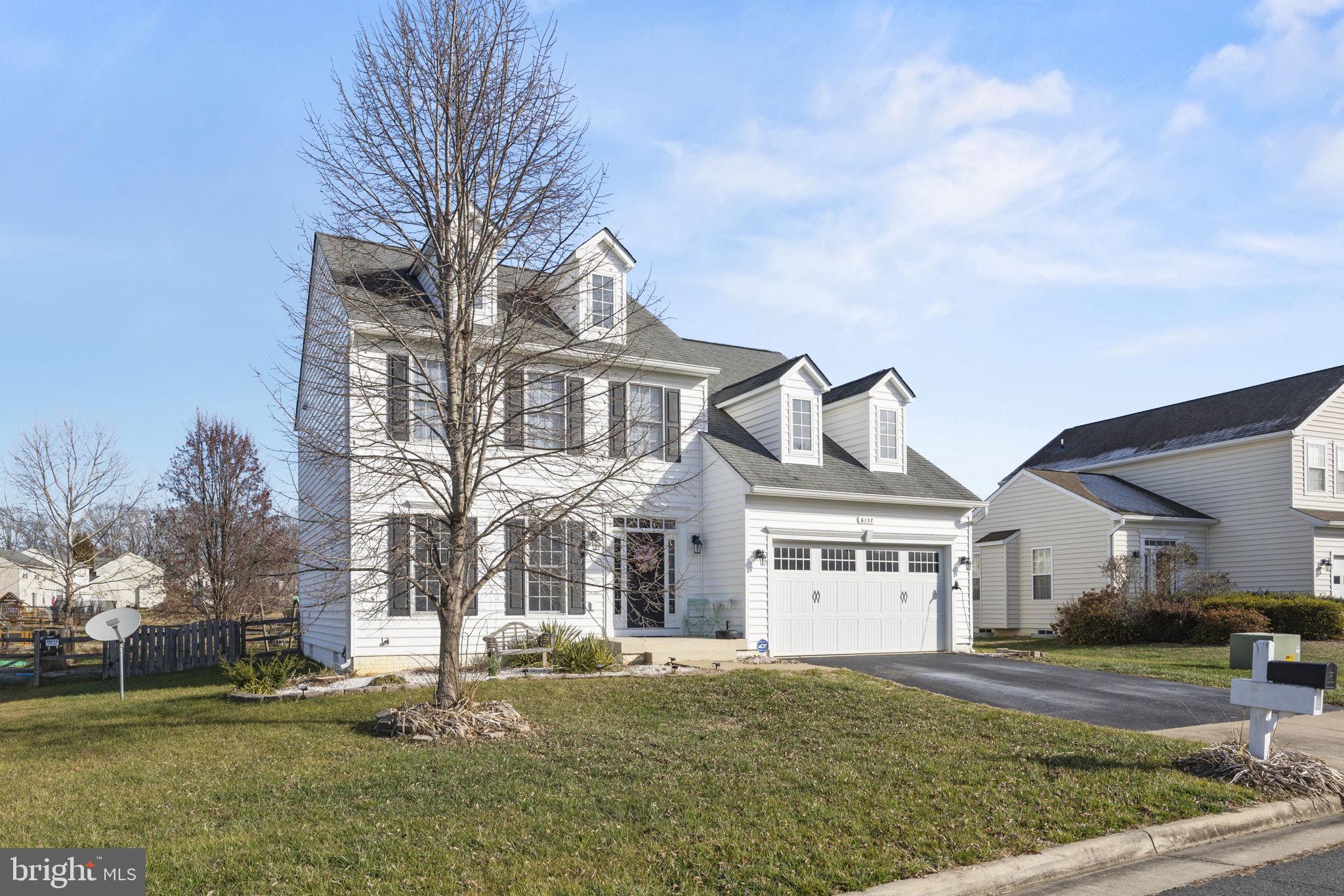 6137 McCarthy Drive King George, VA 22485 - Photo 3 of 51 3 finished levels, 2 car attached garage