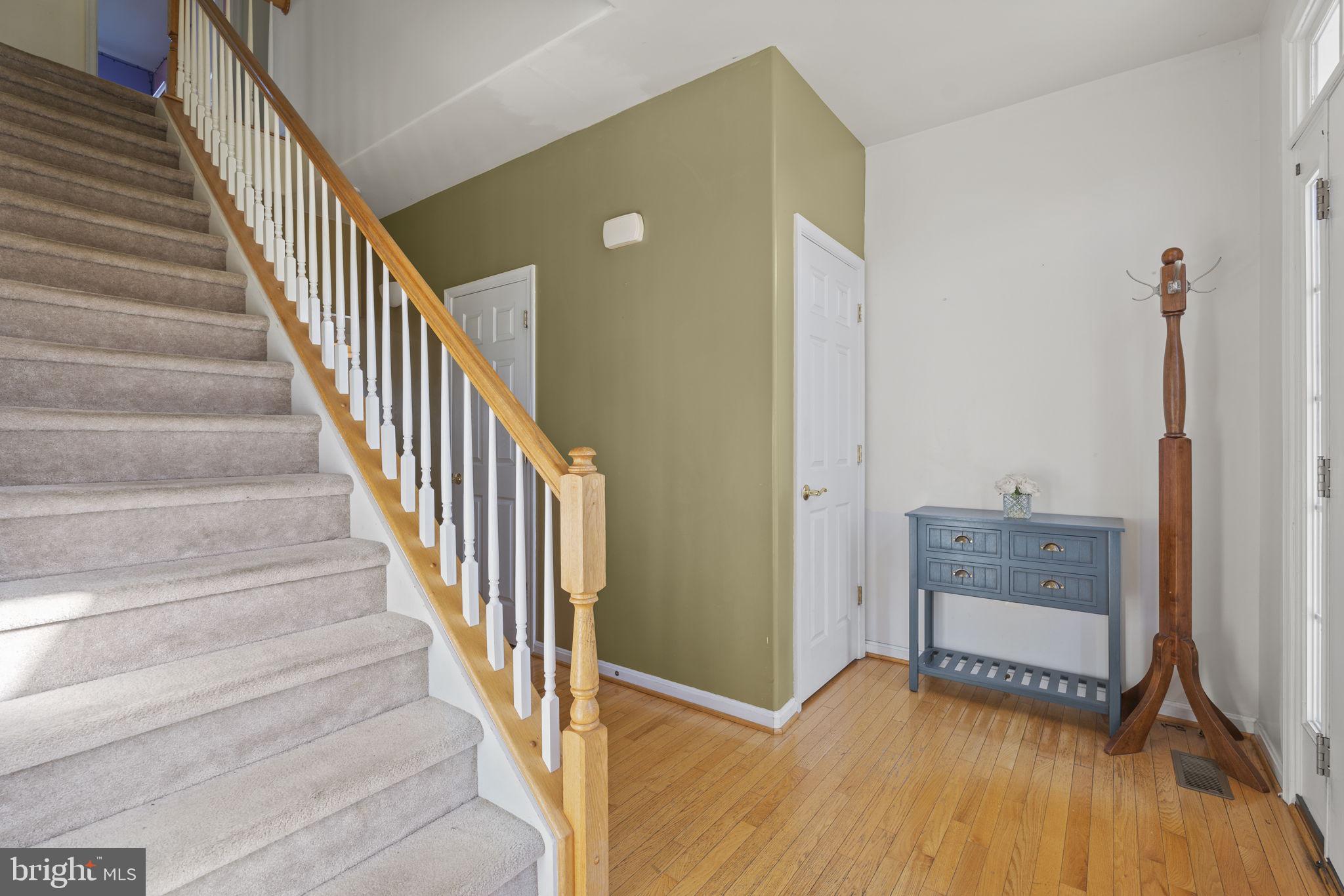 6137 McCarthy Drive King George, VA 22485 - Photo 4 of 51 Front entry