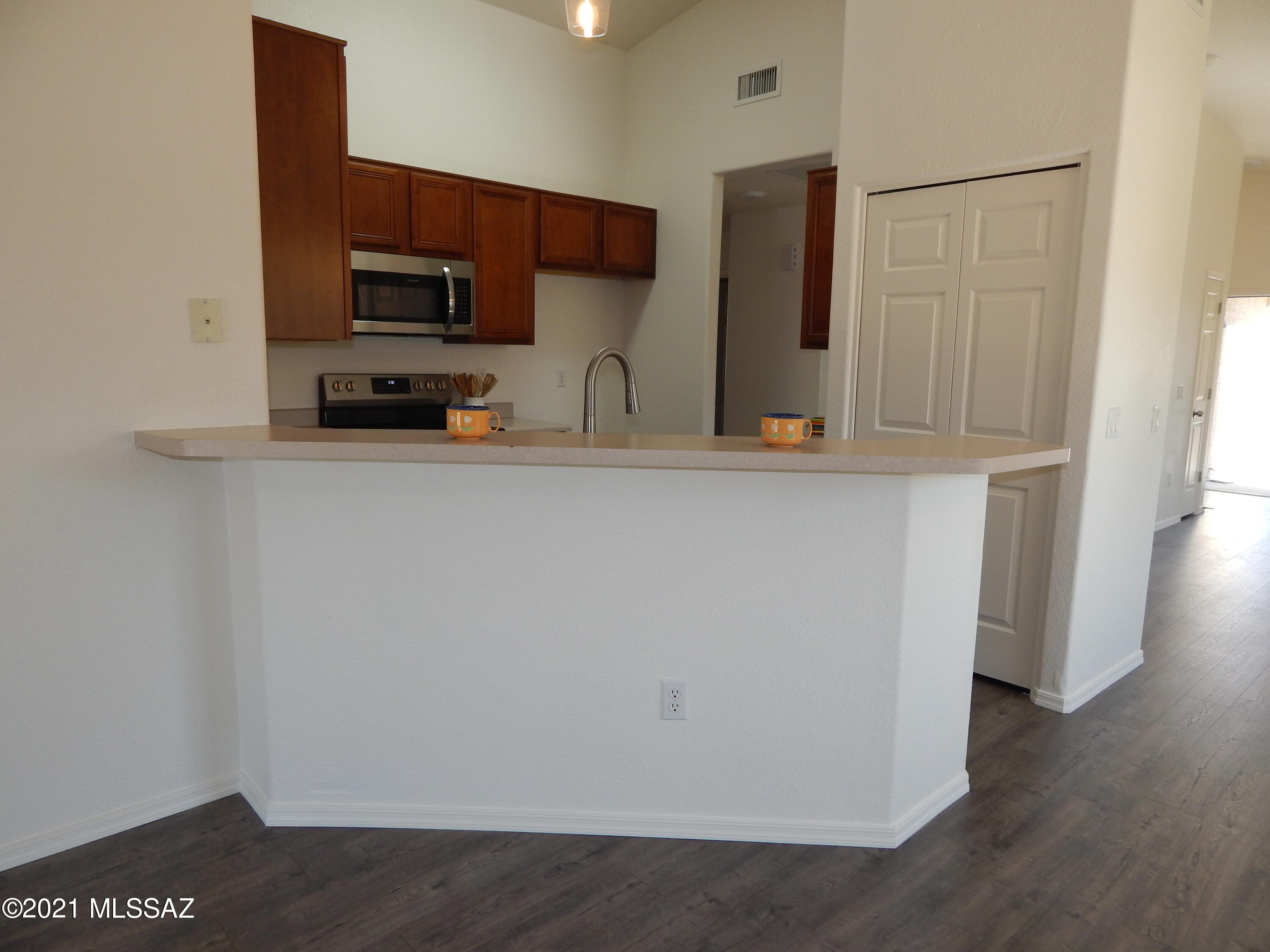 2340 West Golden Hills Road Tucson, AZ 85745 - Photo 37 of 45