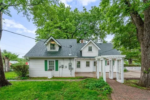 $400,000 | 5730 Cody Street, Shawnee, KS 66203