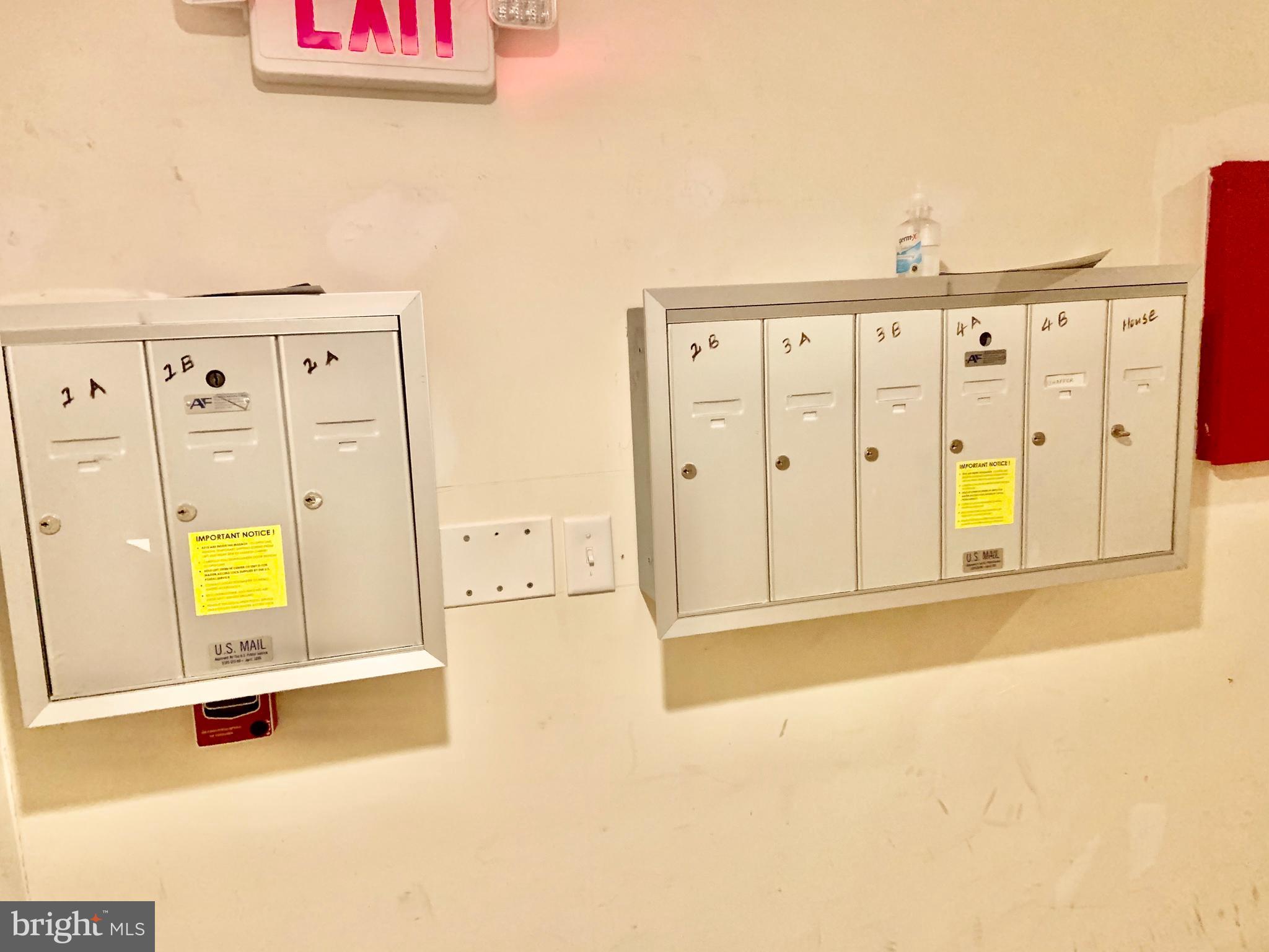 4706 Chestnut Street, Unit 1A Philadelphia, PA 19139 - Photo 10 of 11 an entryway with wooden floor