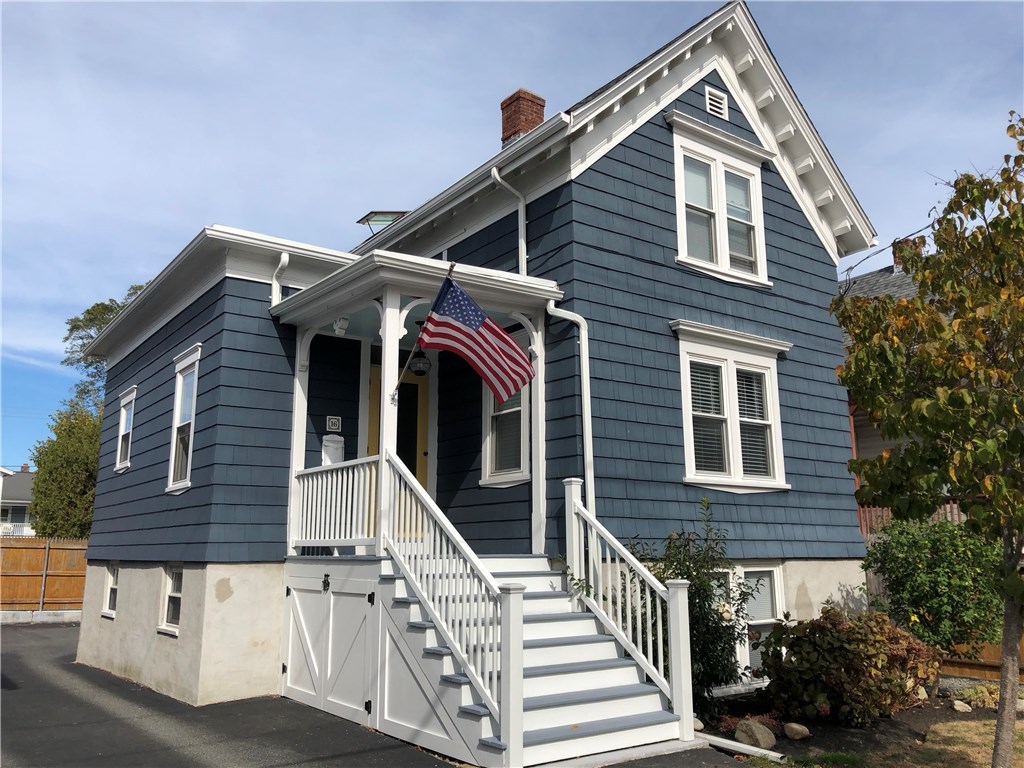 16 Hope Street Warren, RI 02885 - Photo 1 of 32 Gallery Image 1