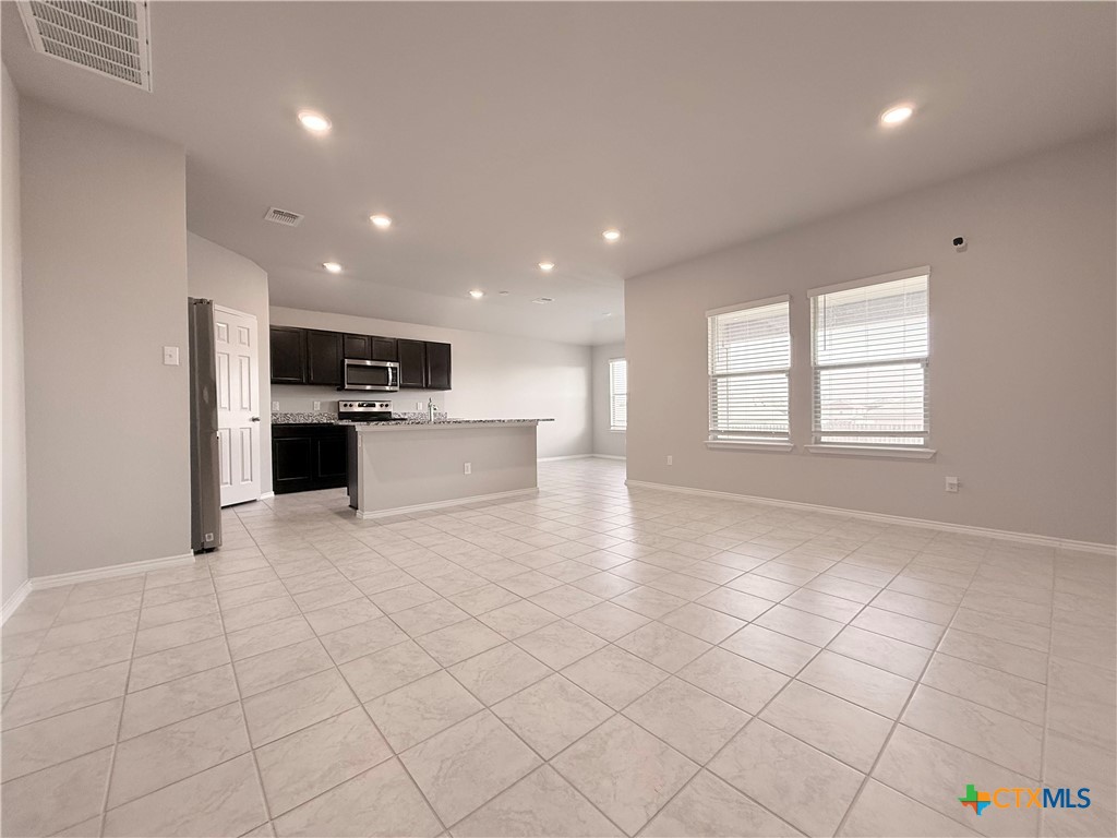 5700 Great Divide Road Killeen, TX 76549 - Photo 4 of 17