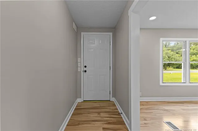 a view of a entrance of the house