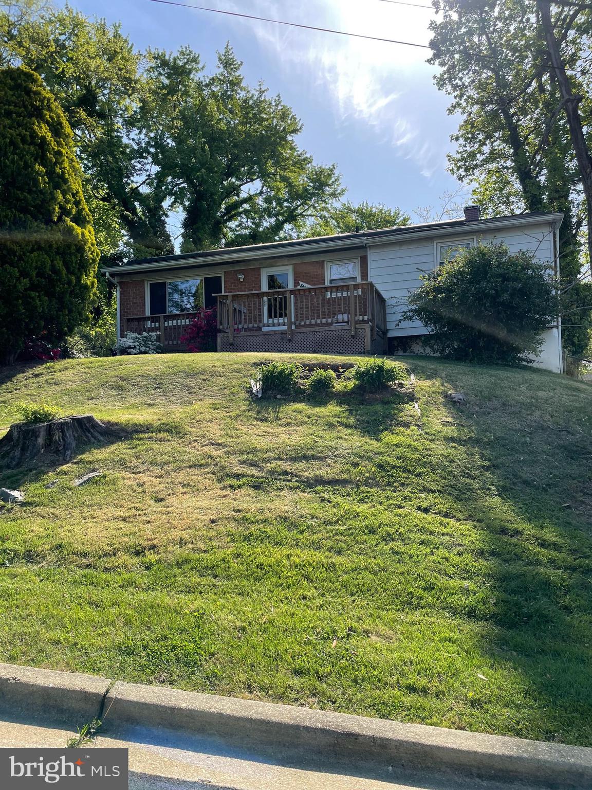 8608 Ridgevale Avenue Fort Washington, MD 20744 - Photo 1 of 11 Front