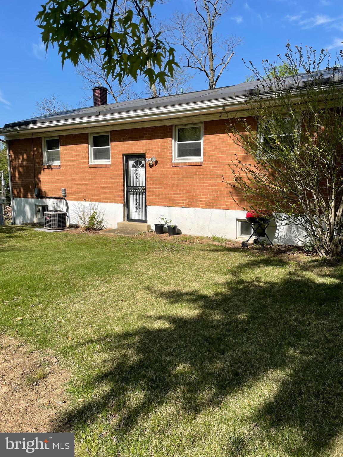8608 Ridgevale Avenue Fort Washington, MD 20744 - Photo 2 of 11 Rear