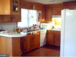71 Mary Alice Road Manahawkin, NJ 08050 - Photo 3 of 4 Gallery Image 3
