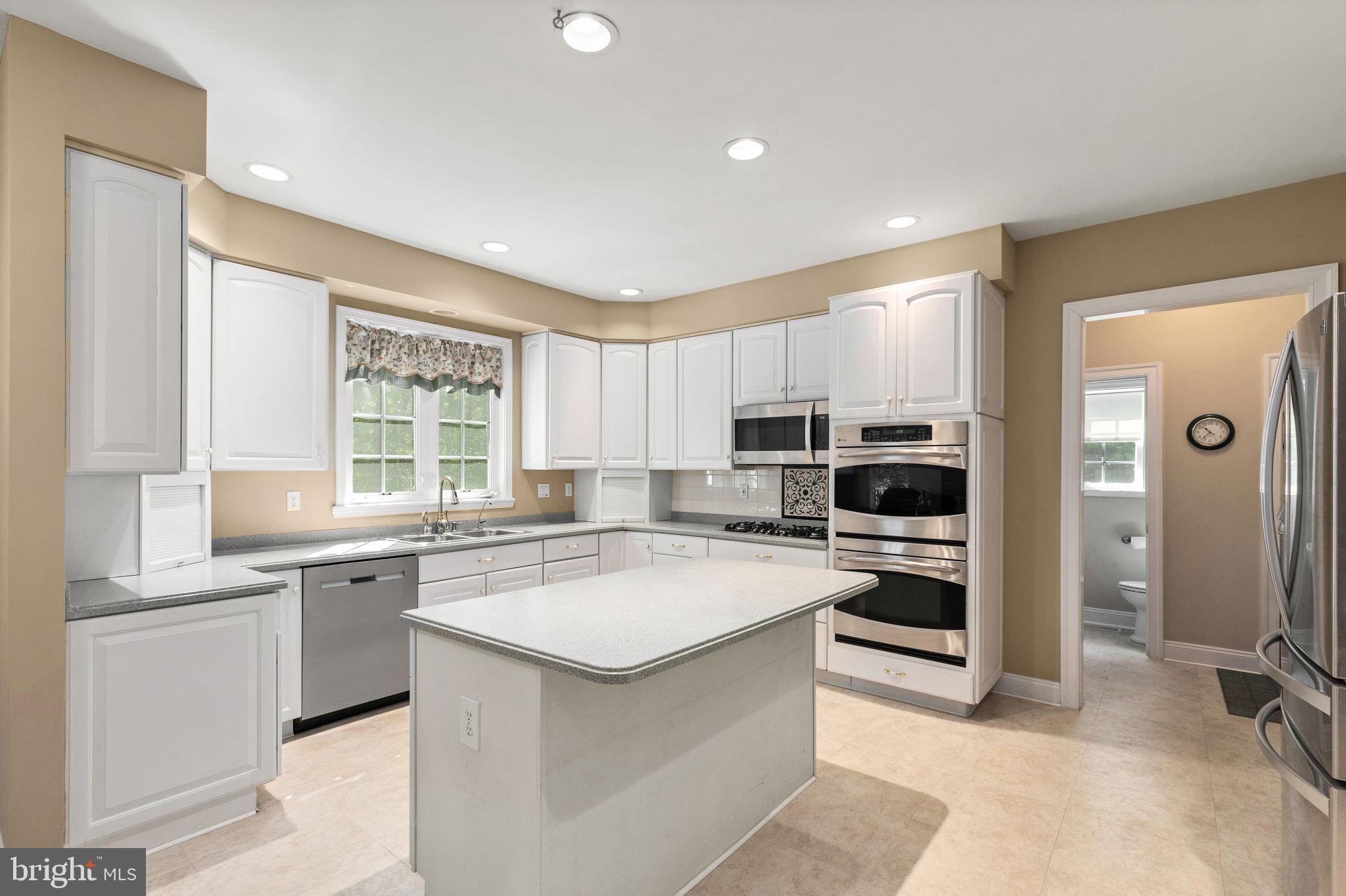502 Stratford Road Fallston, MD 21047 - Photo 12 of 71