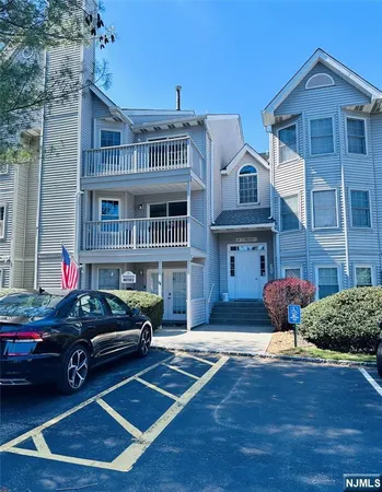 $399,900 | 70 Boulder Run Road, Unit 203, Paterson, NJ 07501