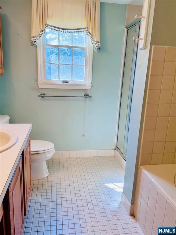 70 Boulder Run Road, Unit 203 Paterson, NJ 07501 - Photo 5 of 25