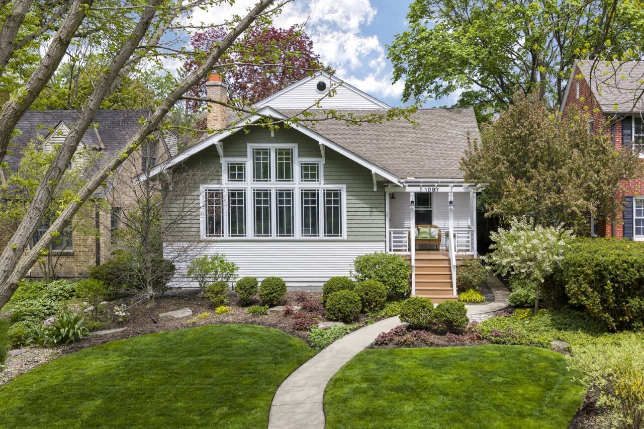 1087 Ash Street Winnetka, IL 60093 - Photo 1 of 42