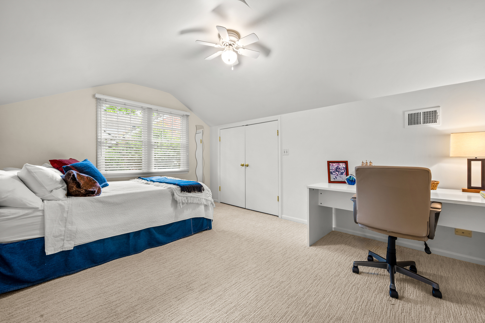 1087 Ash Street Winnetka, IL 60093 - Photo 29 of 42