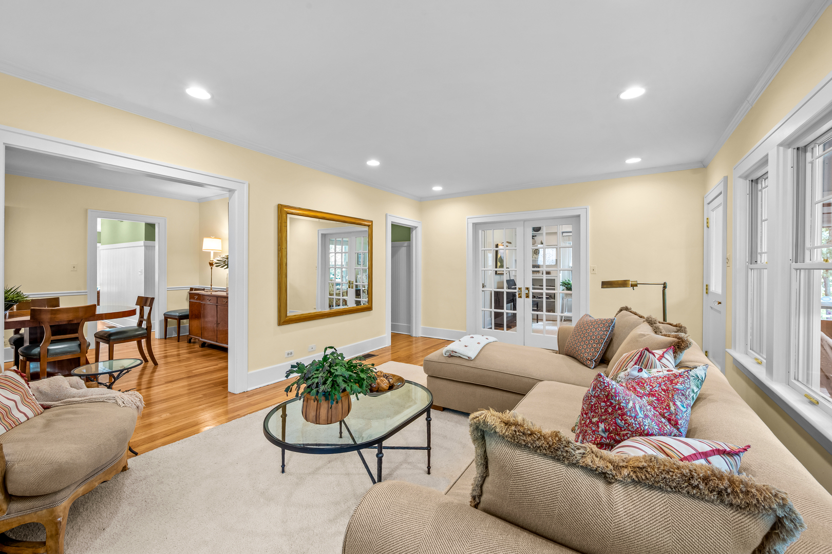 1087 Ash Street Winnetka, IL 60093 - Photo 9 of 42