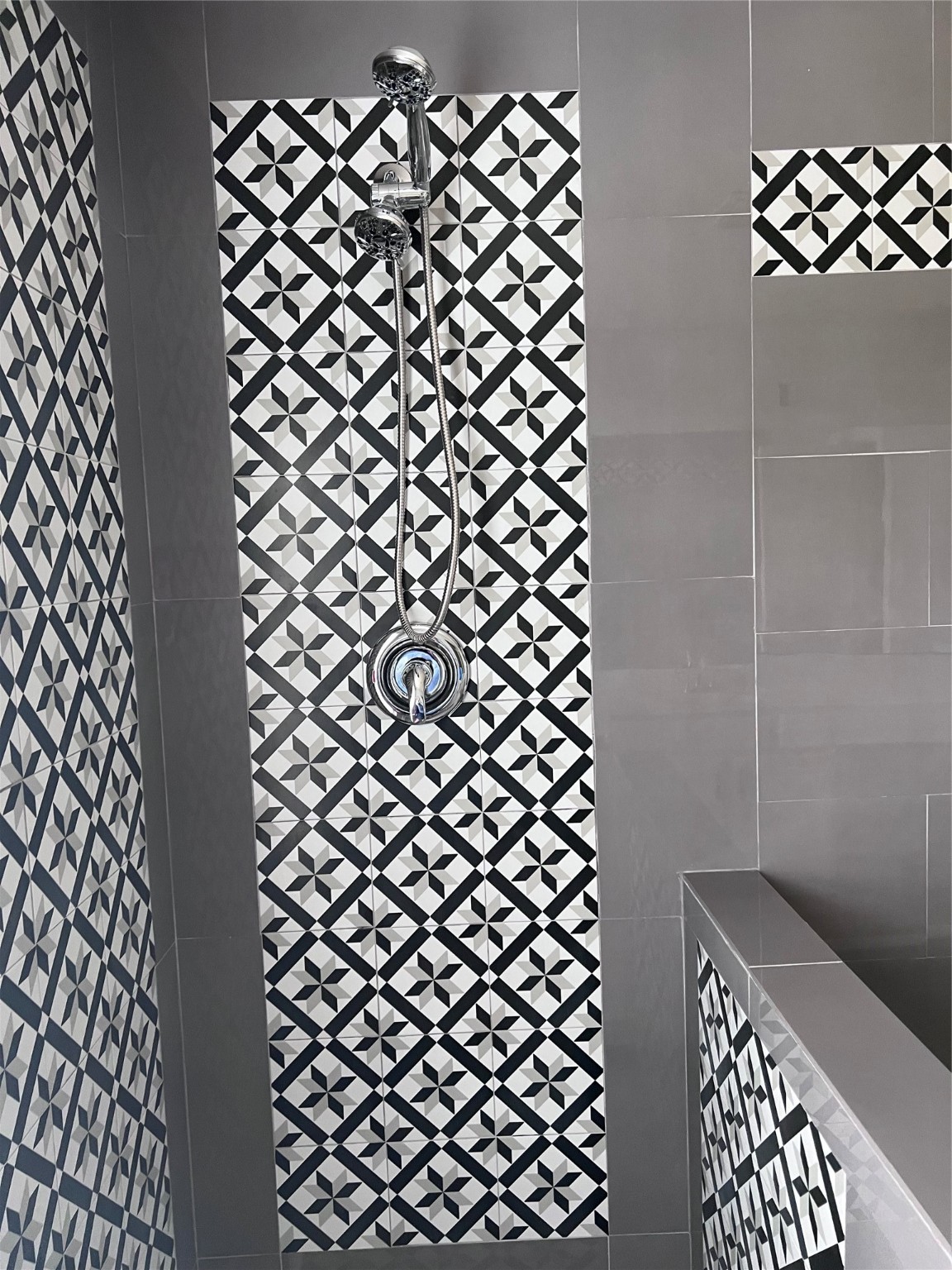 19818 Lindenwick Court Cypress, TX 77433 - Photo 29 of 35 a bathroom with a black white checkered floor