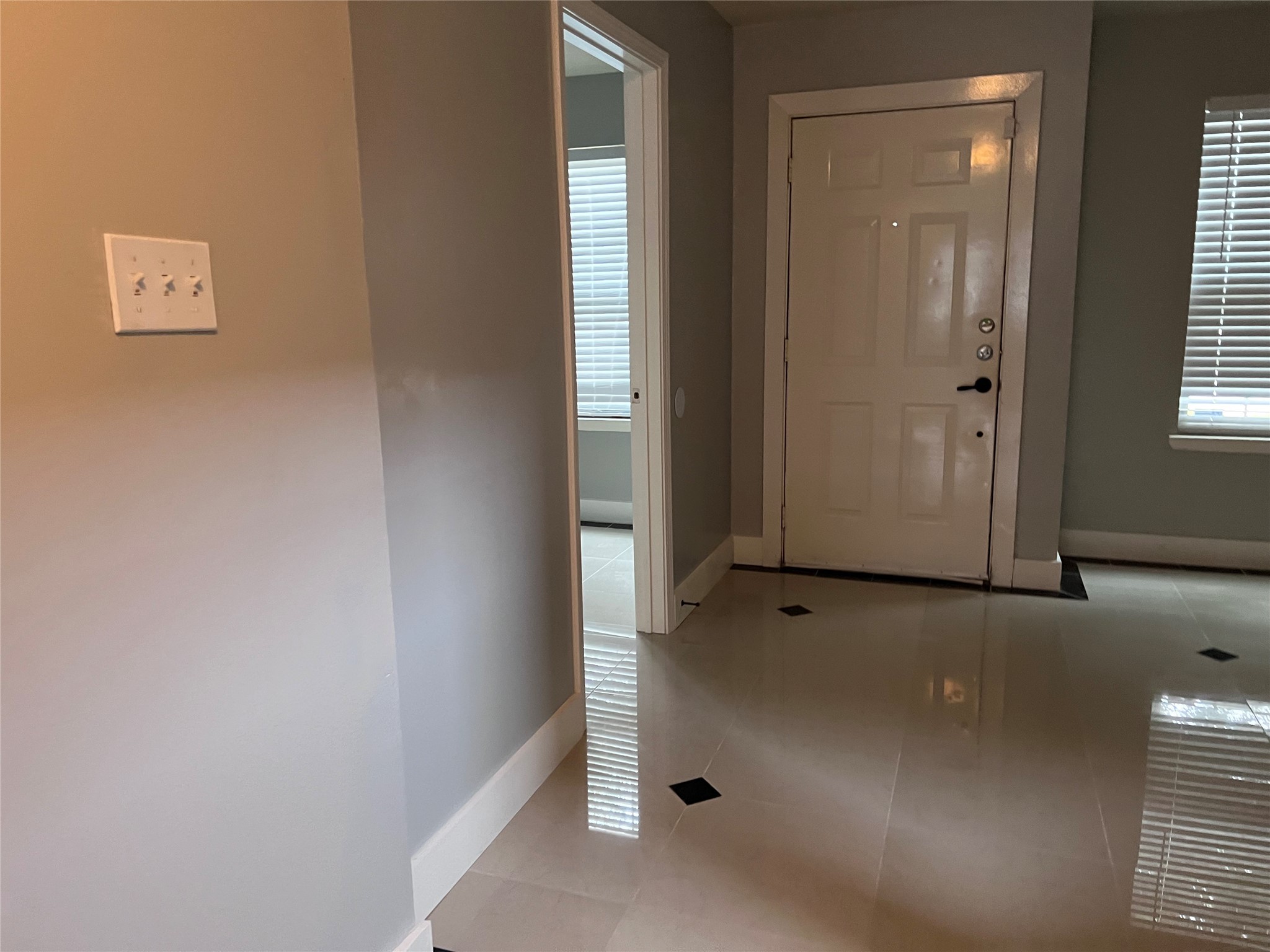 19818 Lindenwick Court Cypress, TX 77433 - Photo 3 of 35 an empty room with windows