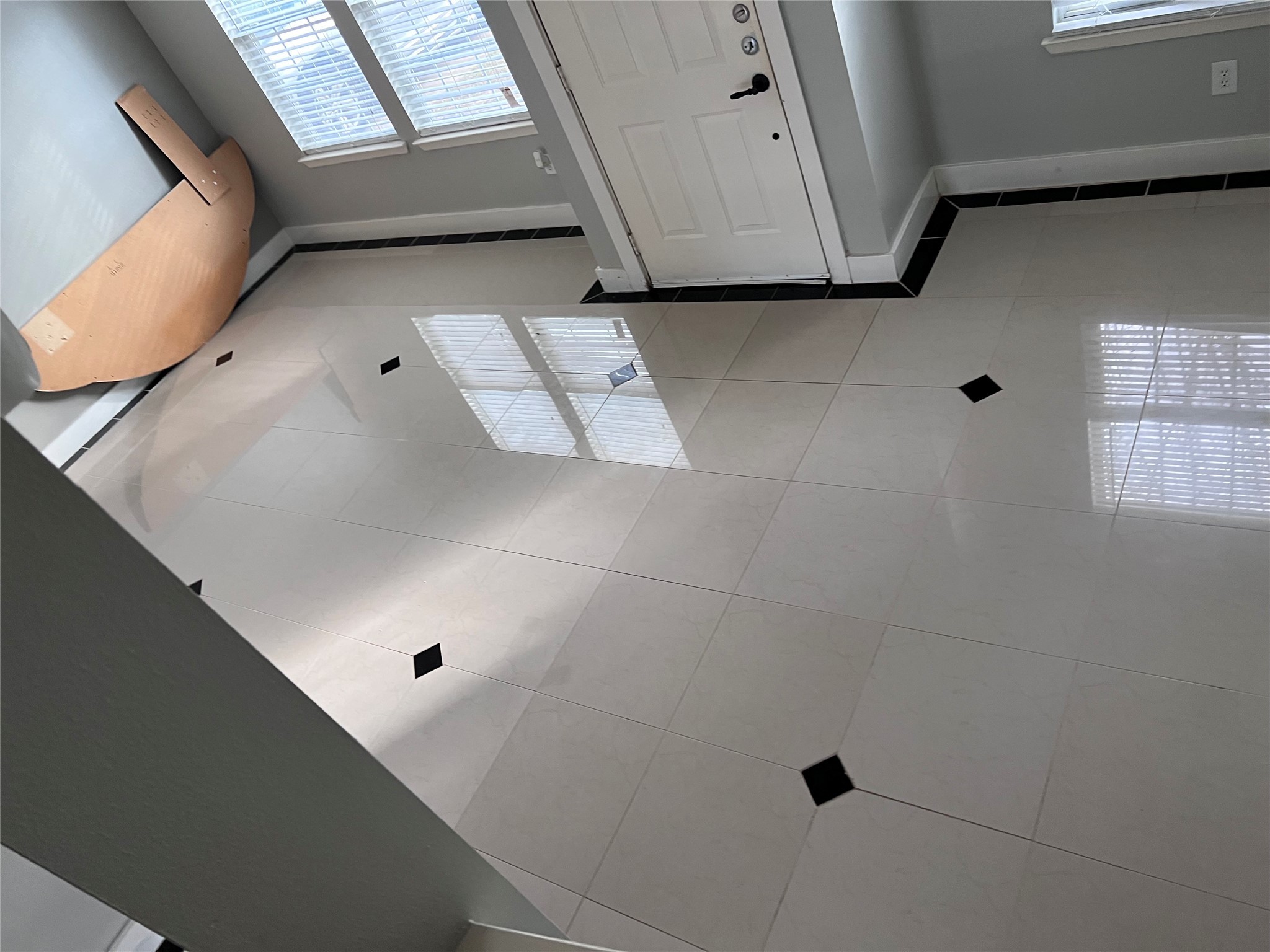 19818 Lindenwick Court Cypress, TX 77433 - Photo 33 of 35 a view of a garage