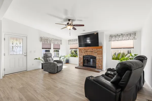 $390,000 | 13314 Buena Vista, Unit 71, Poway, CA 92064