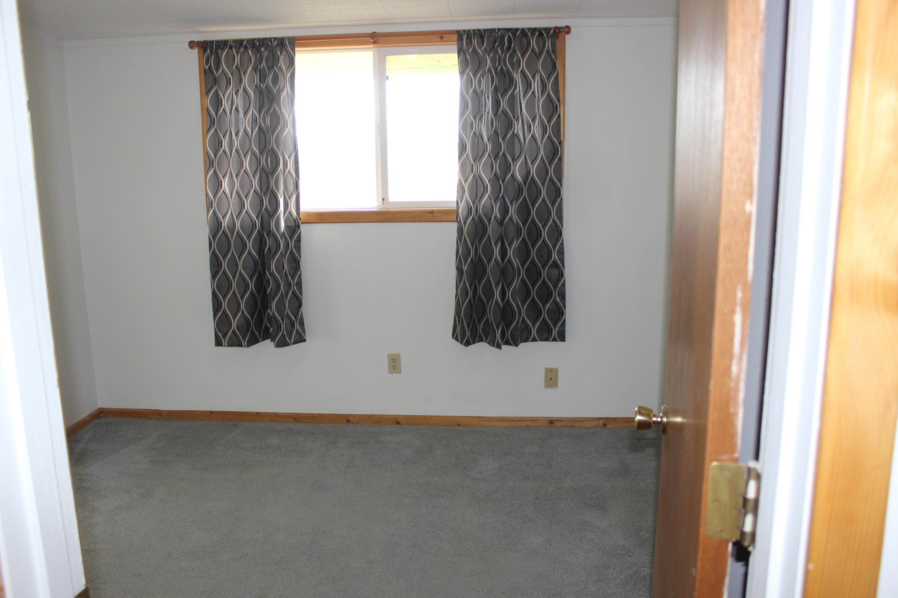 58009 Maple Circle Road Christmas Valley, OR 97641 - Photo 26 of 38 BR3