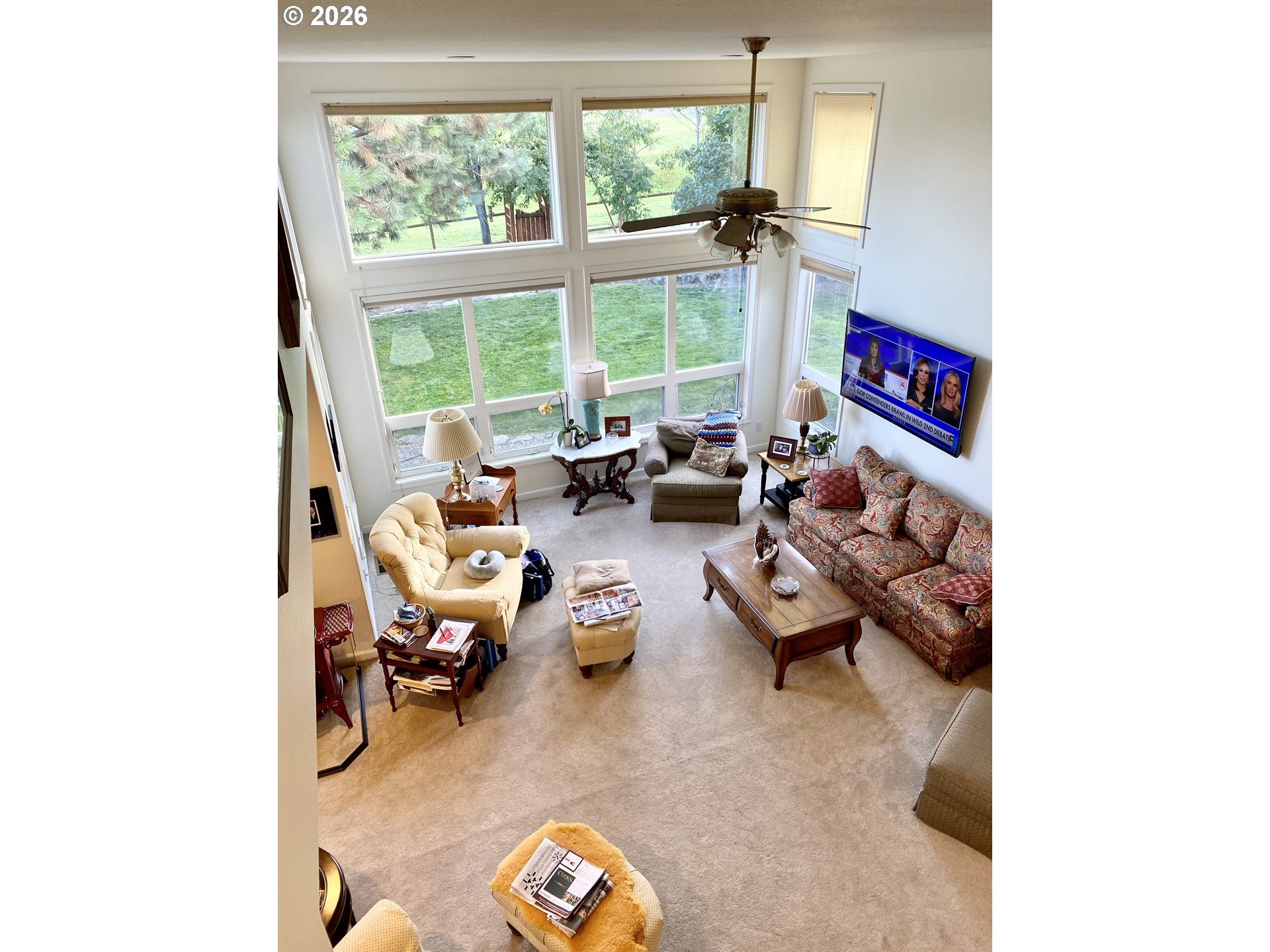 3555 Indiana Avenue Baker City, OR 97814 - Photo 12 of 43 a living room with furniture and a window