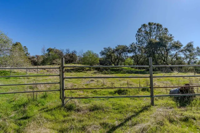 $379,000 | 17551 Lueders Court, Fiddletown, CA 95629