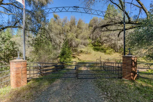 $379,000 | 17551 Lueders Court, Fiddletown, CA 95629