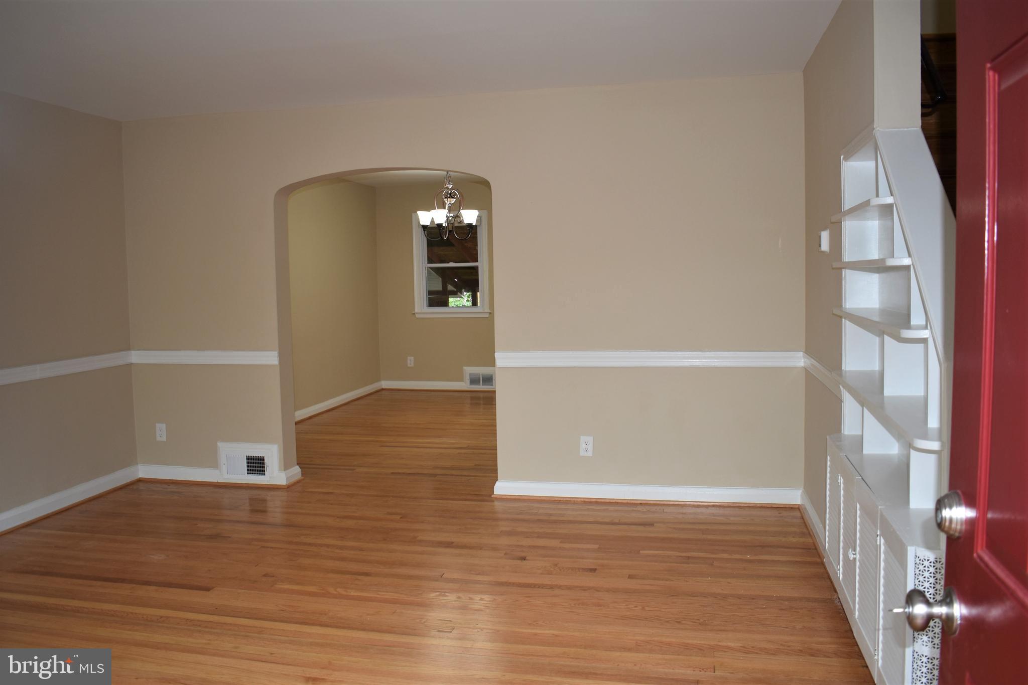 1619 Walterswood Road Baltimore, MD 21239 - Photo 2 of 34 Main Entrance/Living Room