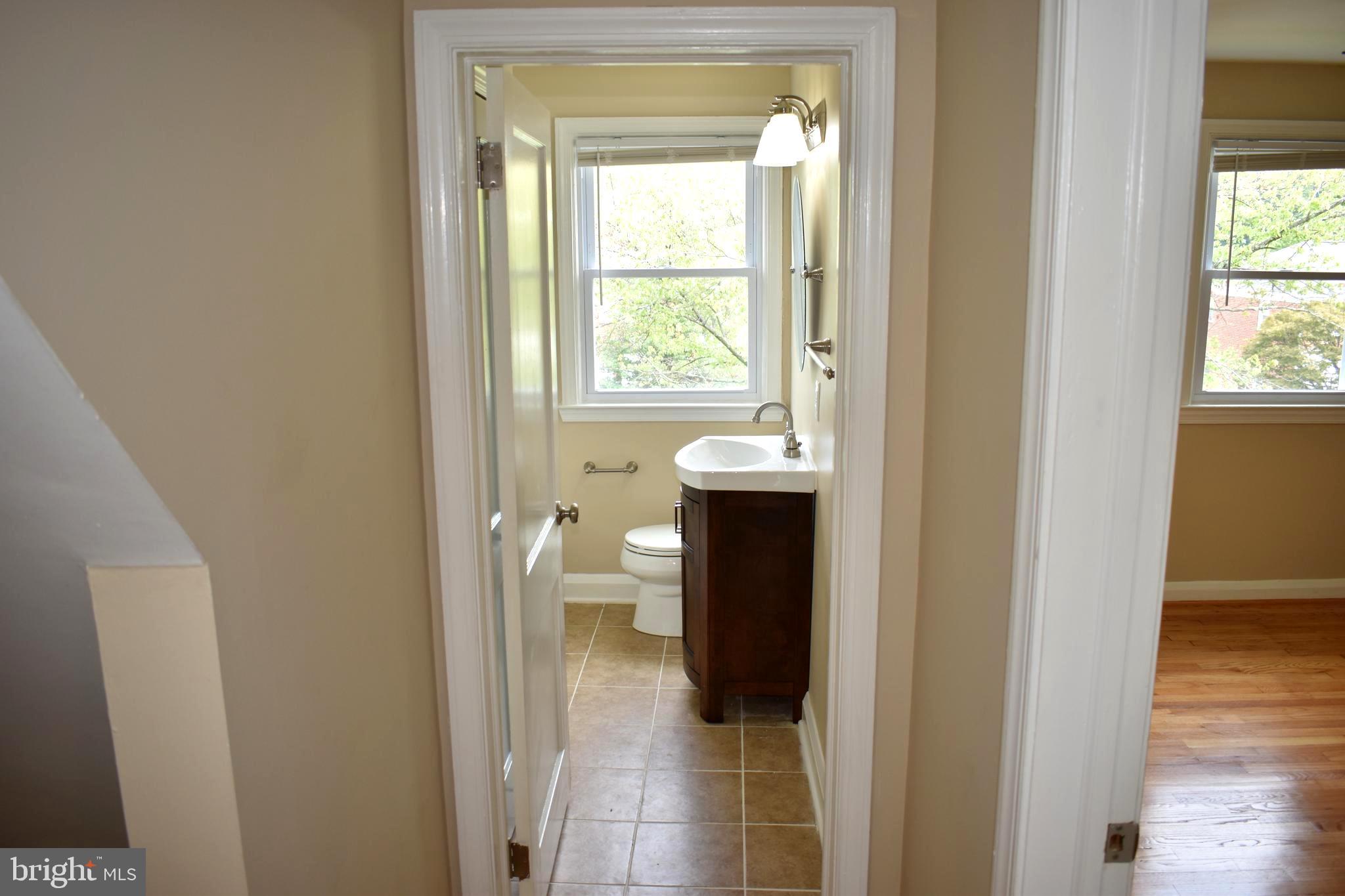1619 Walterswood Road Baltimore, MD 21239 - Photo 25 of 34 Main Bath