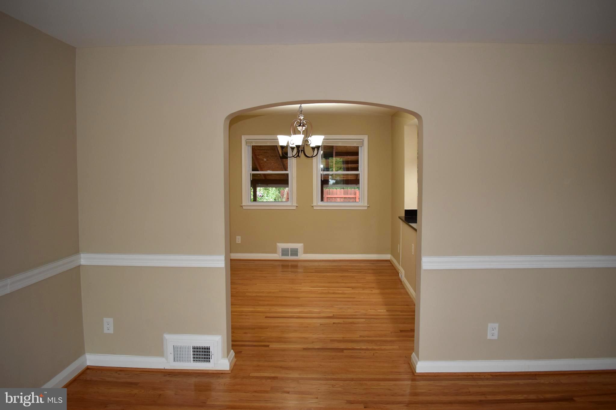 1619 Walterswood Road Baltimore, MD 21239 - Photo 6 of 34 Living Room/Dining Room