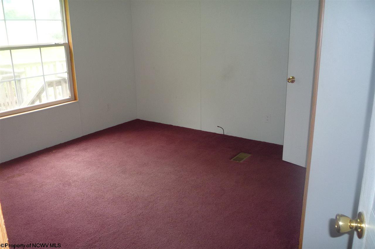 37 Phillips Road Morgantown, WV 26508 - Photo 10 of 14 Gallery Image 10