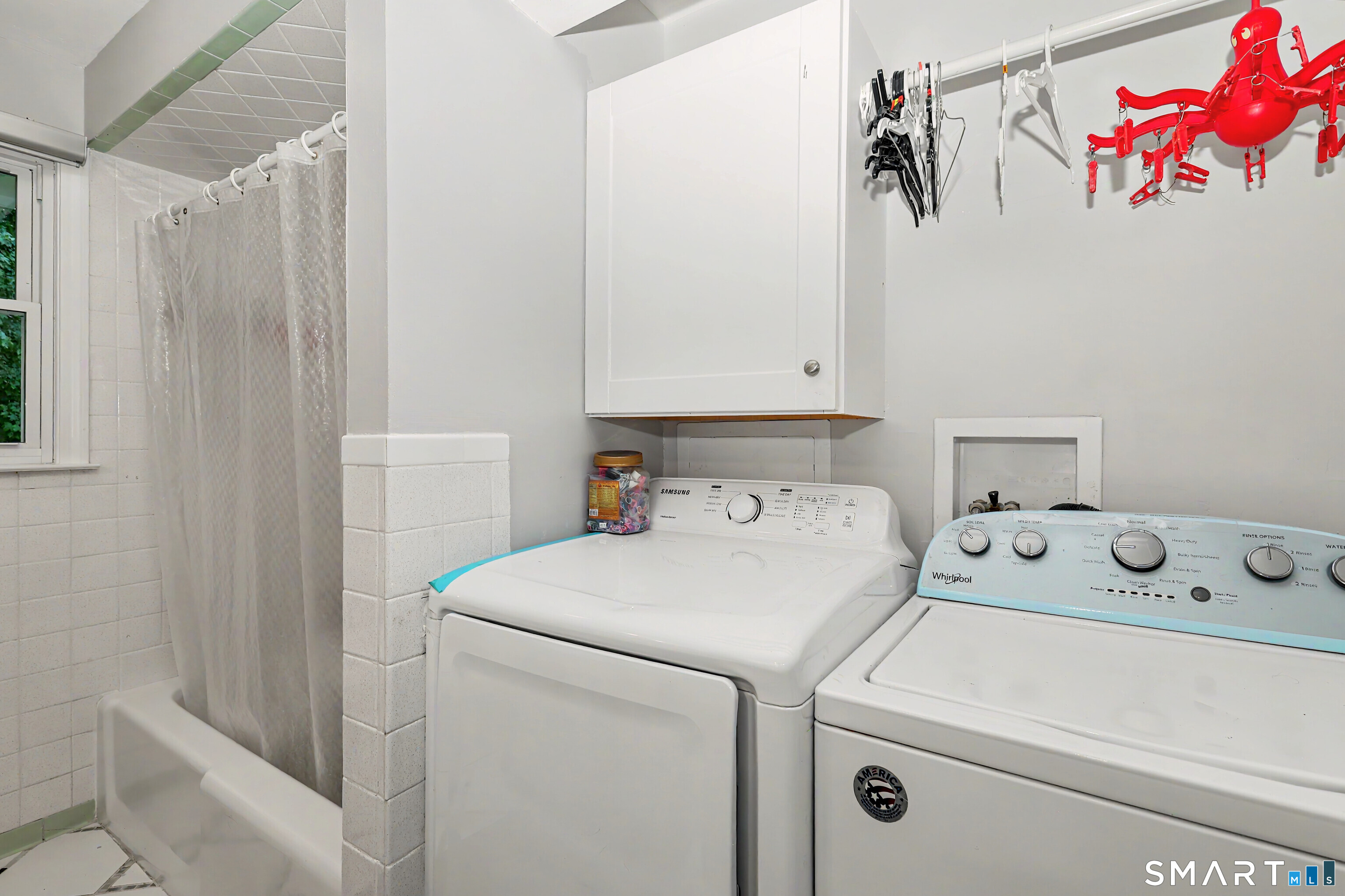 44 Haverhill Road Trumbull, CT 06611 - Photo 22 of 32 a utility room with dryer and washer
