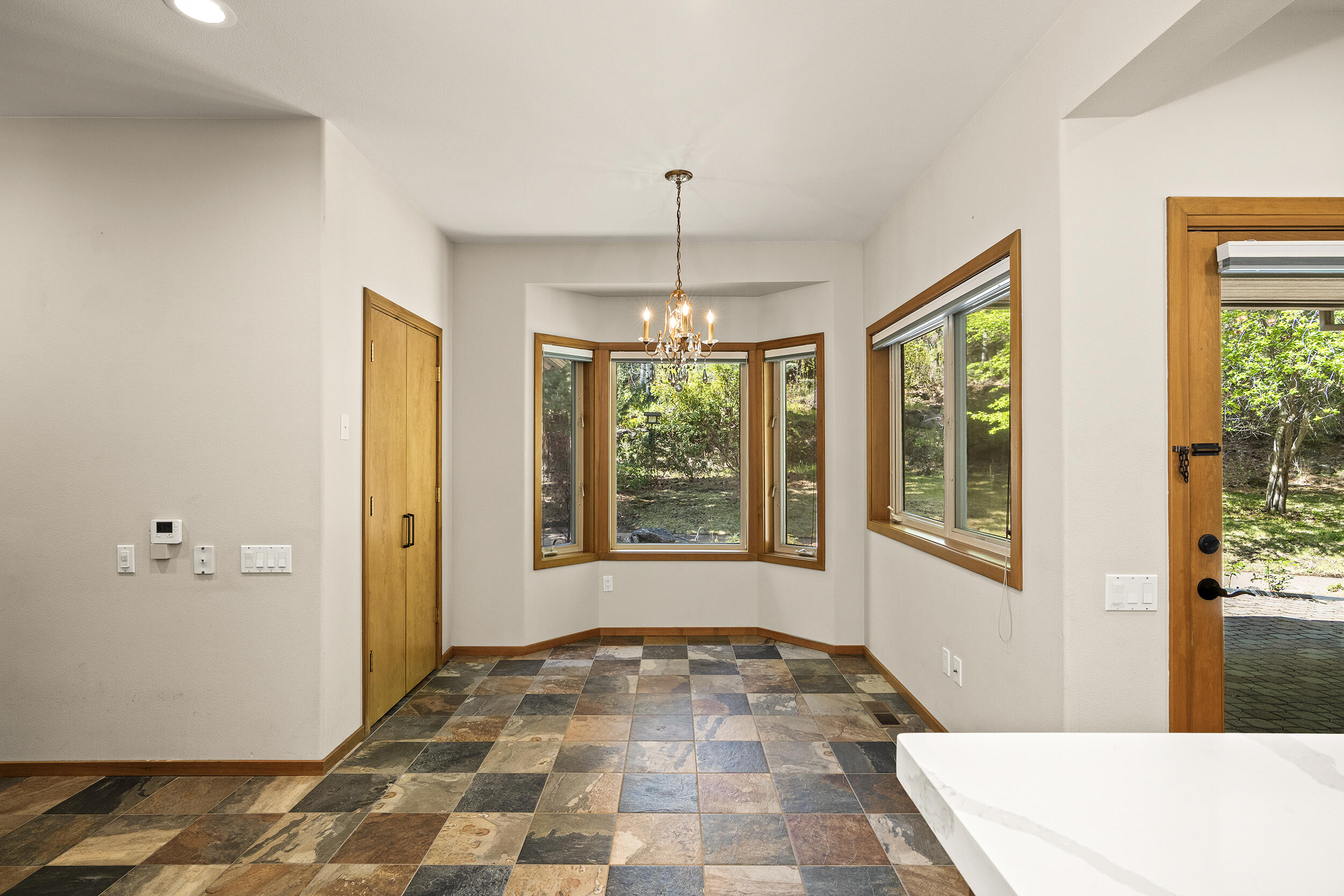 60645 Taos Bend, OR 97702 - Photo 10 of 62 44-print-_DSC0324
