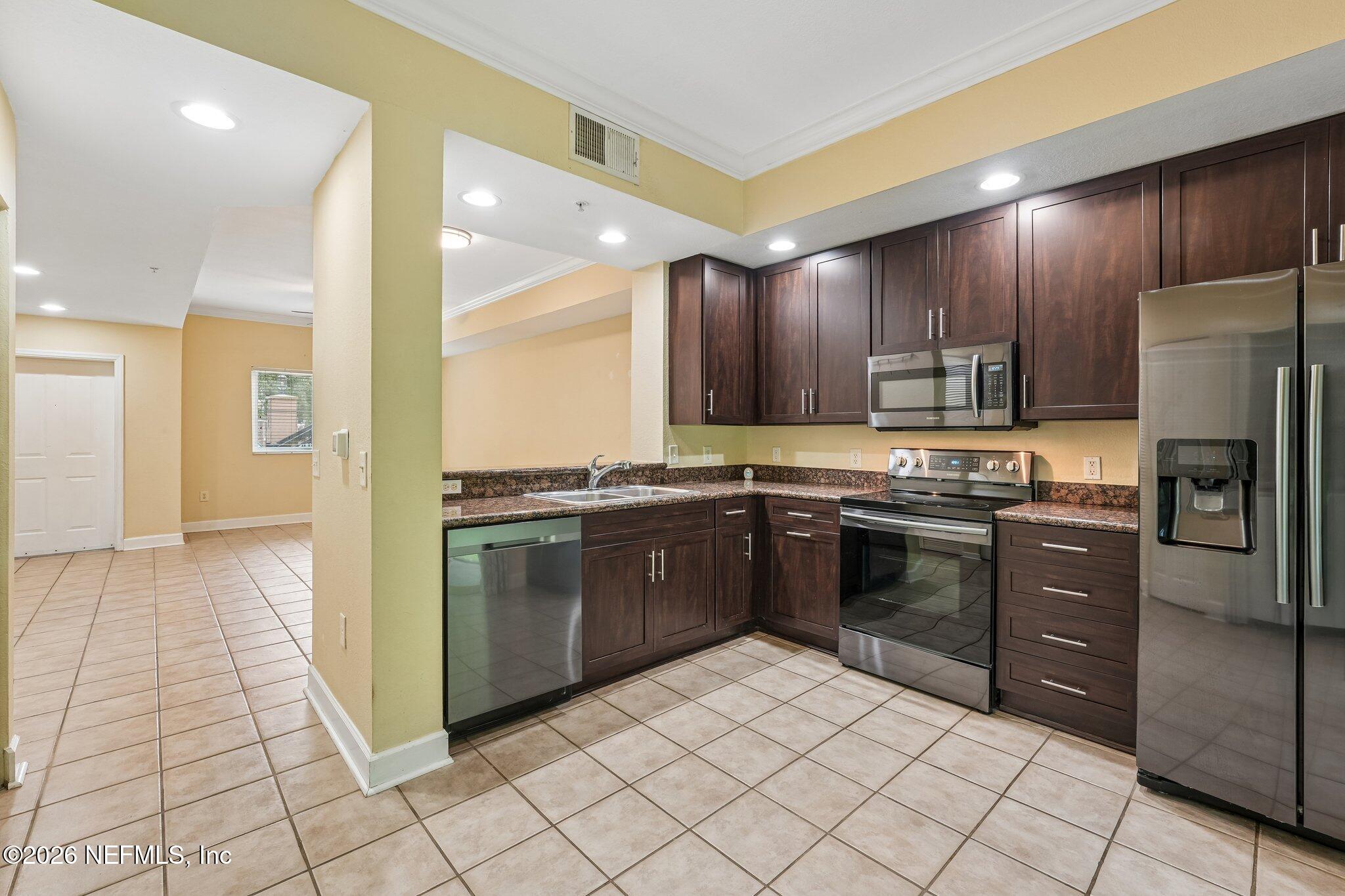 9745 Touchton Road, Unit 703 Jacksonville, FL 32246 - Photo 10 of 29 12-web-or-mls-Touchton Rd 703-S0706-012