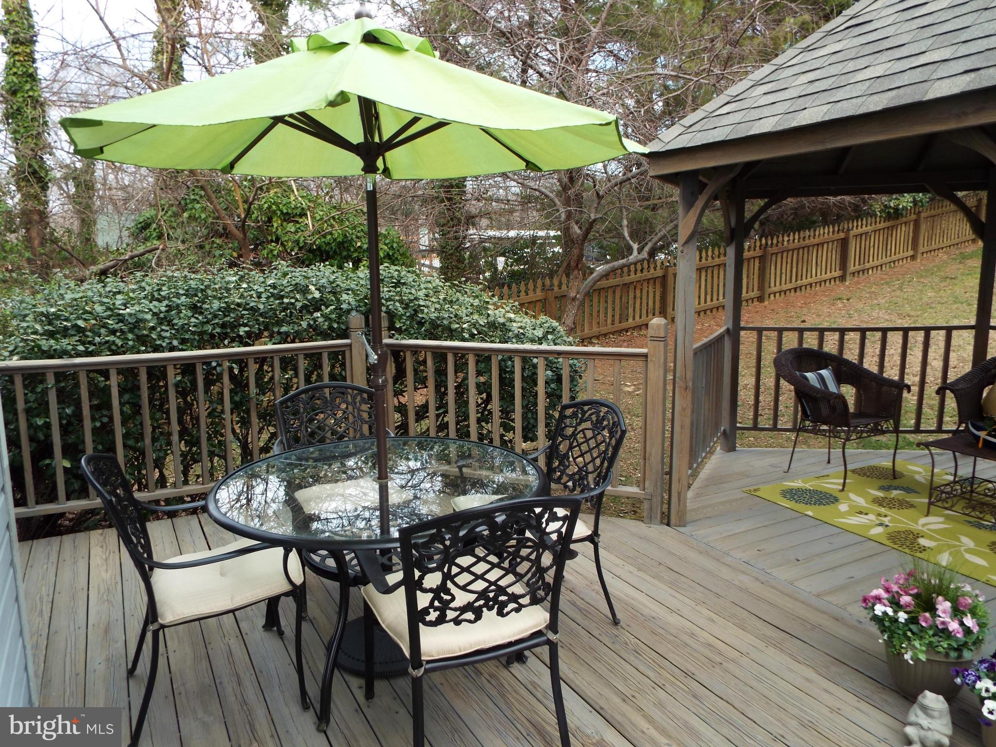 3201 Magnolia Ridge Road Annapolis, MD 21403 - Photo 25 of 30 Private Deck