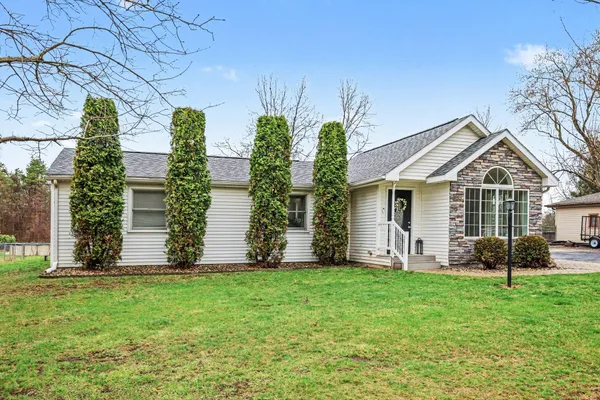 $209,900 | 524 South Rosewood, Jackson, MI 49201