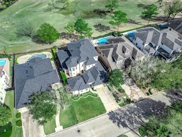 $1,050,000 | 3323 Louvre Lane, Houston, TX 77082