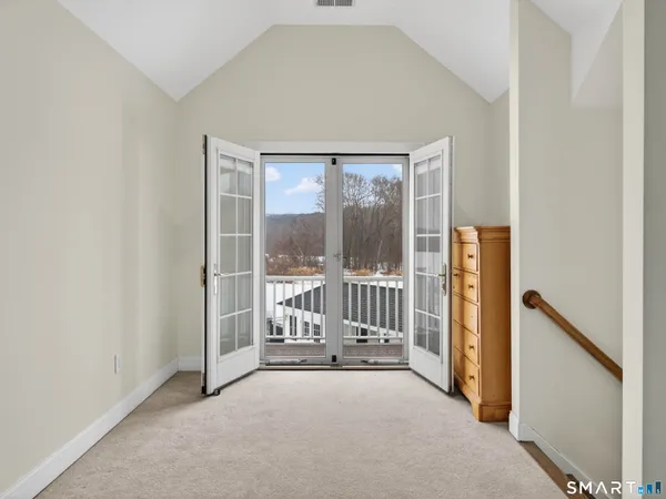 $889,900 | 17 Salem Hollow Lane, Salem, CT 06420