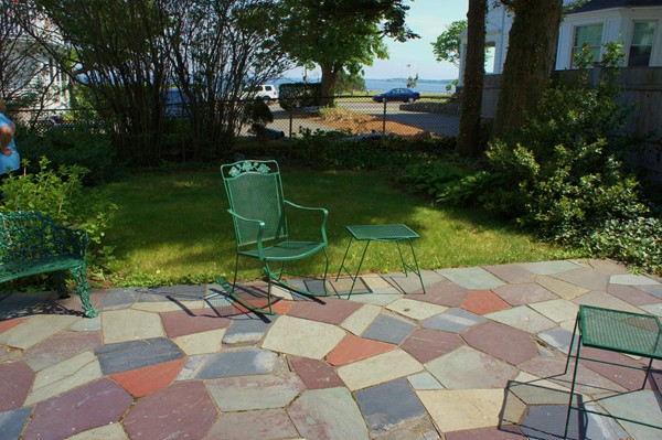 35 Kings Beach Road Lynn, MA 01902 - Photo 3 of 30 Gallery Image 3