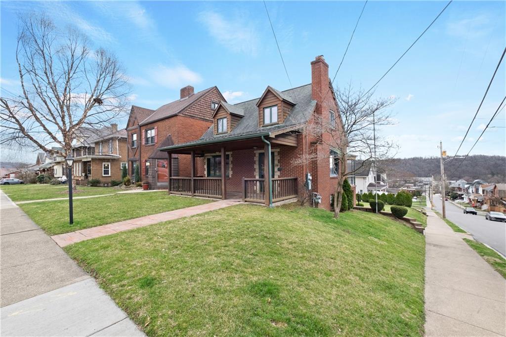 239 Spruce Street Canonsburg, PA 15317 - Photo 2 of 28