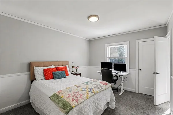 $250,000 | 921 Manor Road, Independence, MO 64055