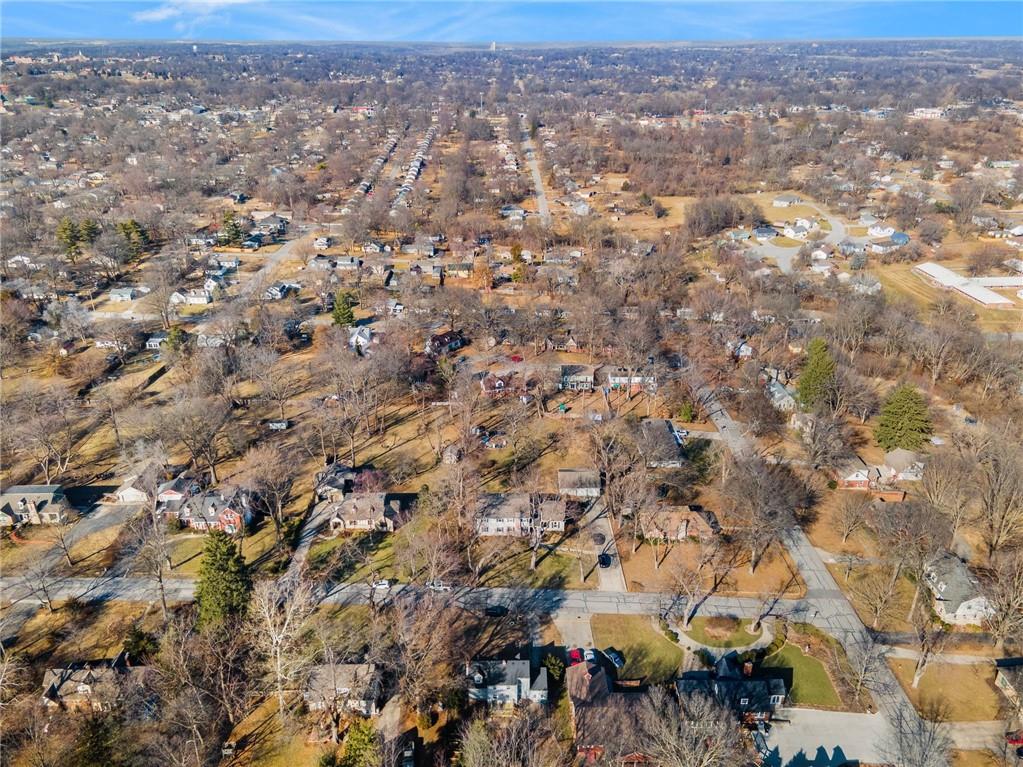 921 Manor Road Independence, MO 64055 - Photo 27 of 32