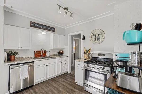 $250,000 | 921 Manor Road, Independence, MO 64055