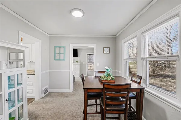 $250,000 | 921 Manor Road, Independence, MO 64055