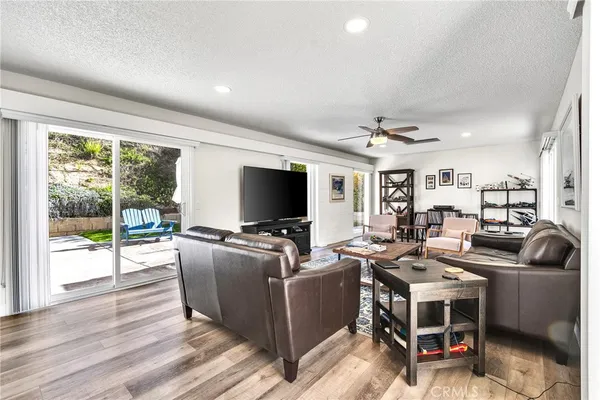 $7,400 | 2968 Alta Laguna Boulevard, Laguna Beach, CA 92651