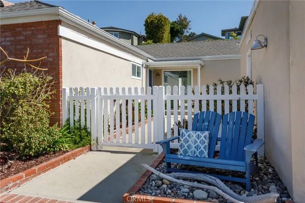 $7,400 | 2968 Alta Laguna Boulevard, Laguna Beach, CA 92651