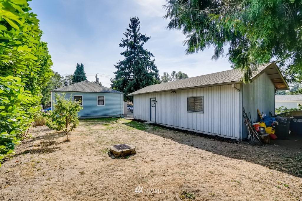 507 Harrison Street Sumner, WA 98390 - Photo 22 of 28