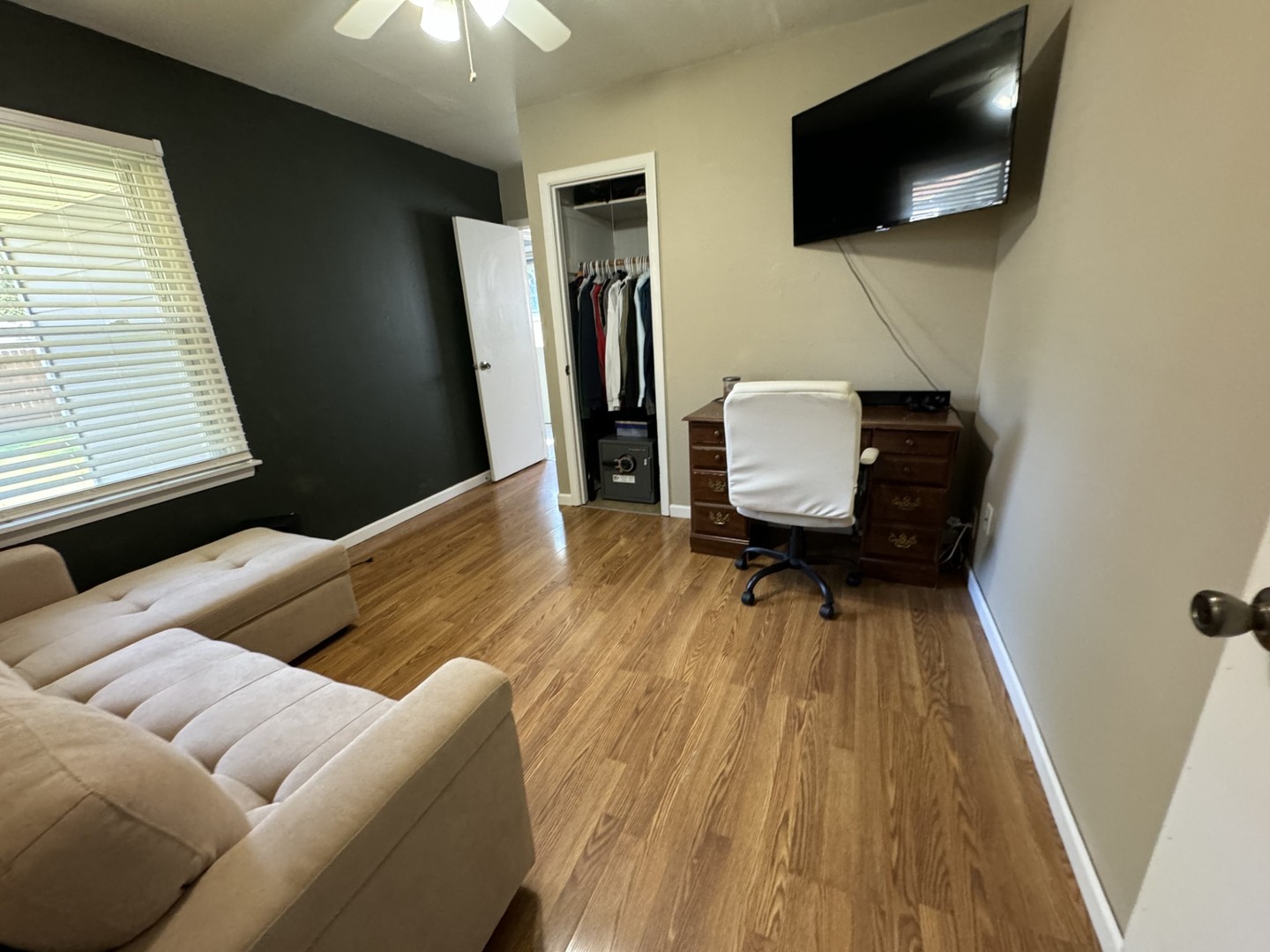 1104 South University Street Normal, IL 61761 - Photo 14 of 19 Gallery Image 14