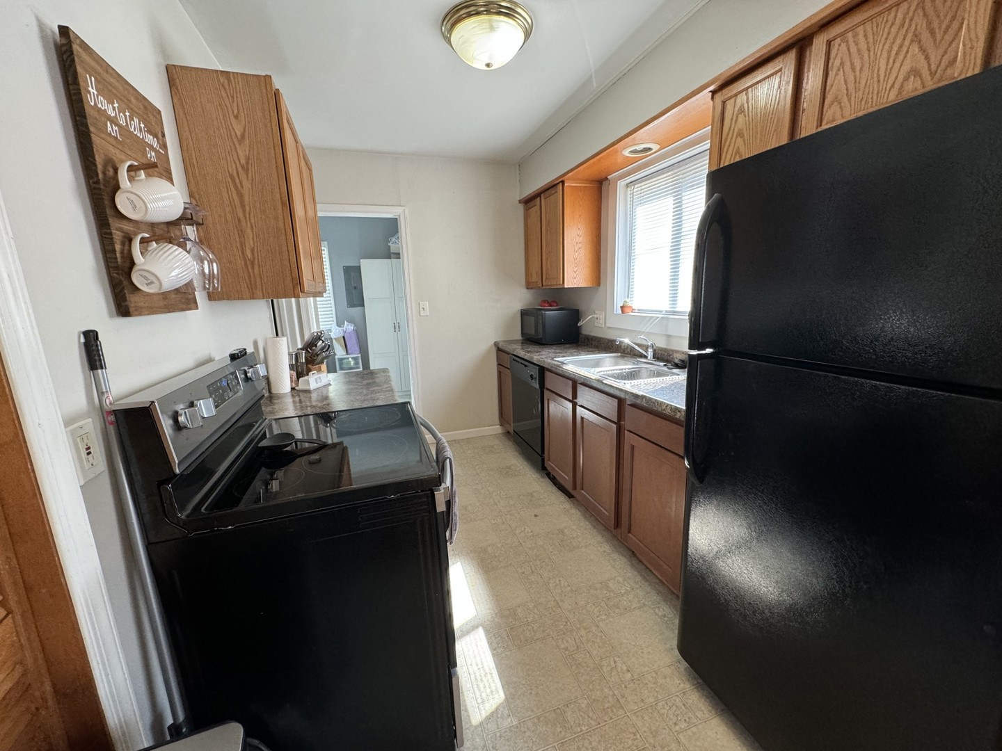 1104 South University Street Normal, IL 61761 - Photo 8 of 19 Gallery Image 8